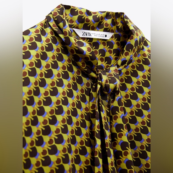 Zara Multicolored Geometric Top & Flared Pants - Picture 4 of 6